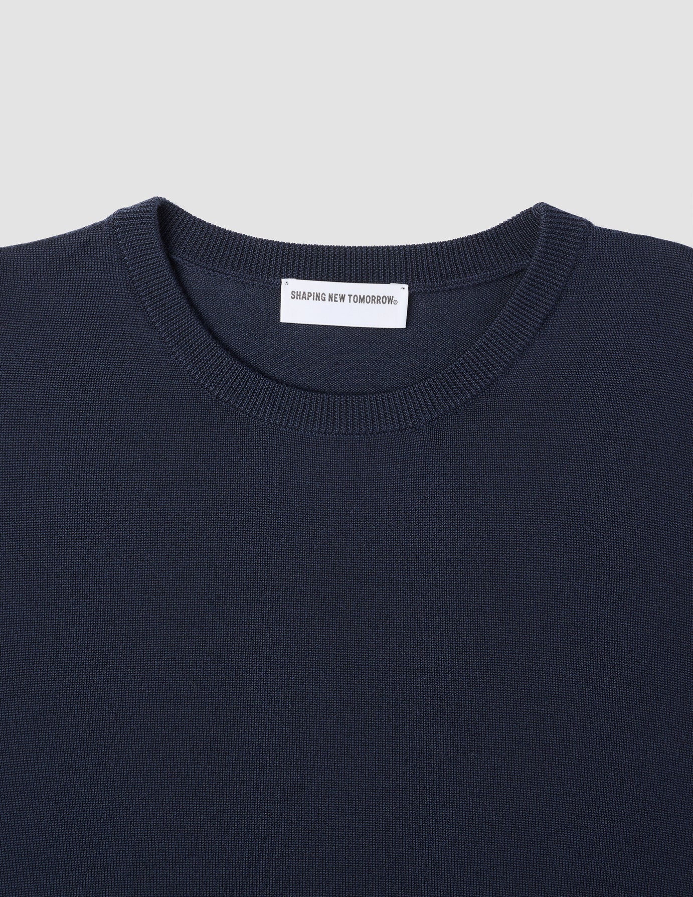 Seamless Premium Merino Knit Crewneck Dark Navy